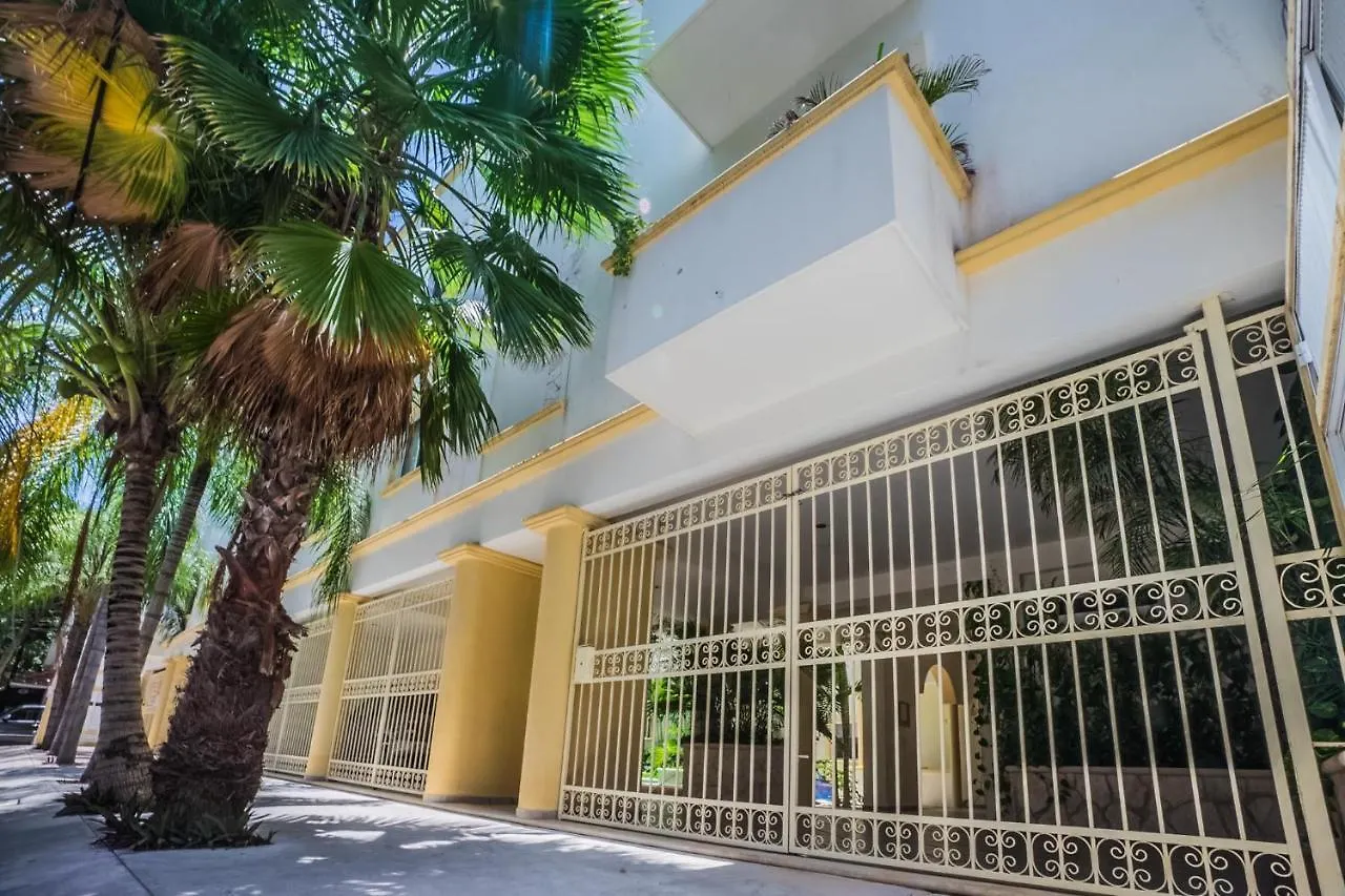Apartment Romanina 1 Condo In Playa Del Carmen
