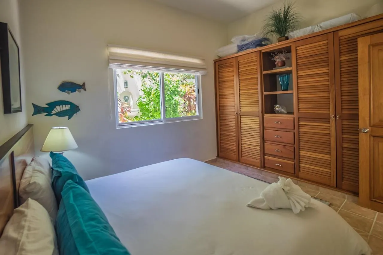 Romanina 1 Condo In Playa Del Carmen Mexico